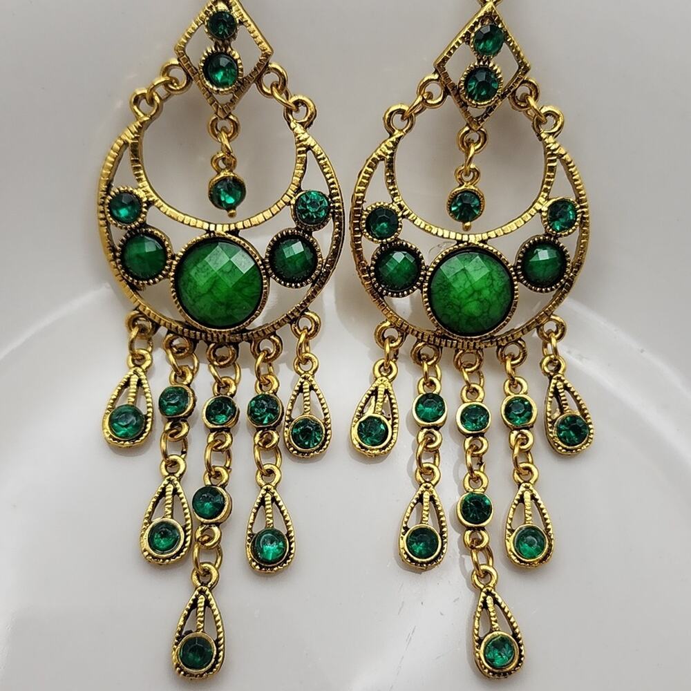 Wandering Muse Gold Green Stone Dangling Earrings - Picture 4 of 7